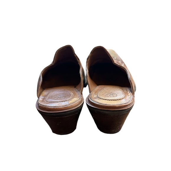 Ariat 15604 Women’s Leather Western Studded Medallion Slide Mules Shoes Sz 8.5 B - Picture 5 of 8